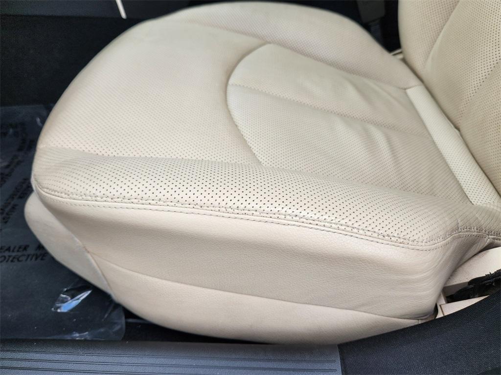 used 2008 Mercedes-Benz E-Class car, priced at $13,388