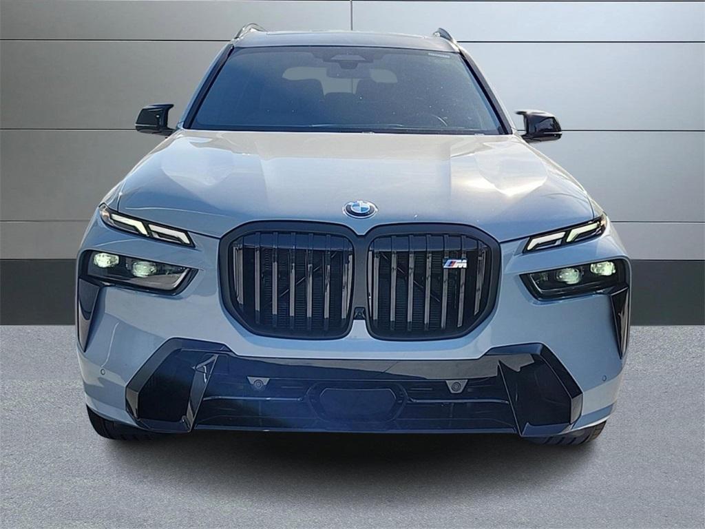 new 2025 BMW X7 car, priced at $118,925