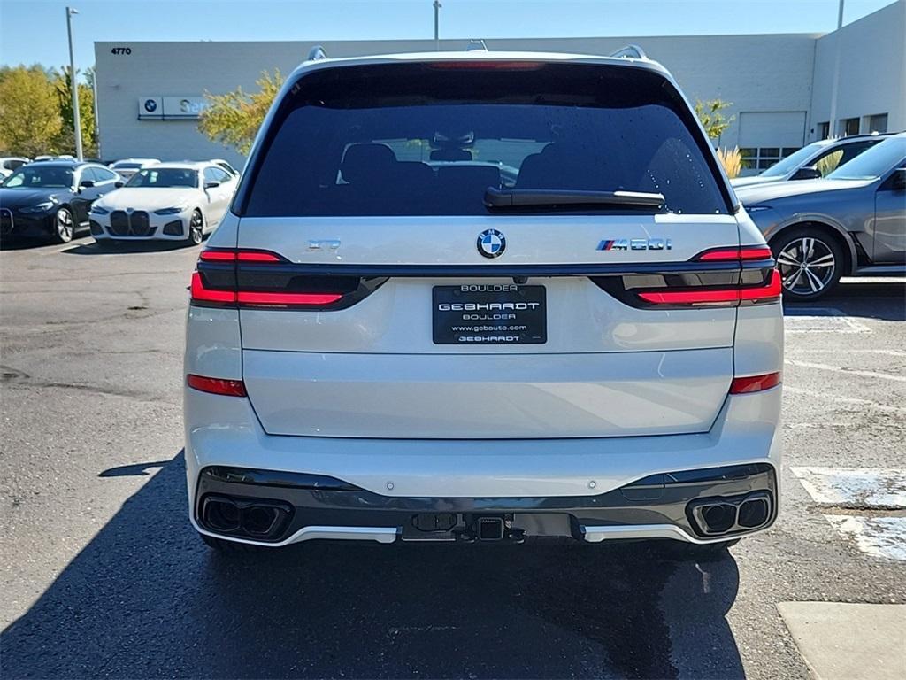 new 2025 BMW X7 car, priced at $117,725