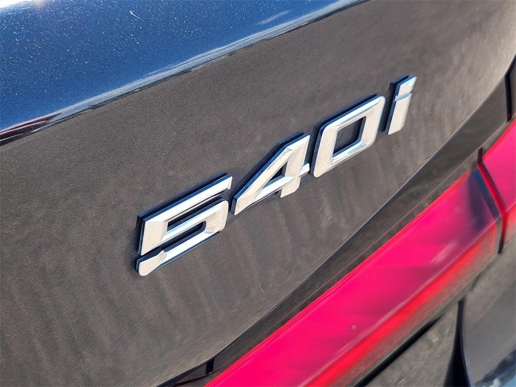 used 2022 BMW 540 car, priced at $41,908