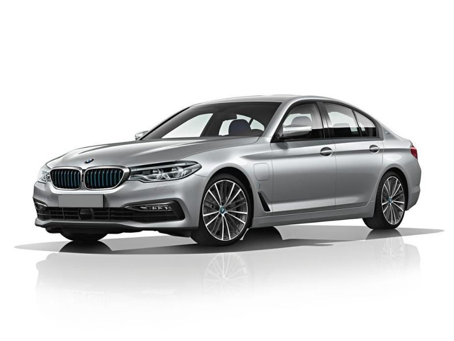 used 2018 BMW 530e car, priced at $29,586