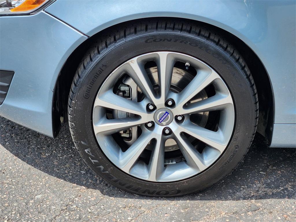 used 2011 Volvo C70 car, priced at $9,568