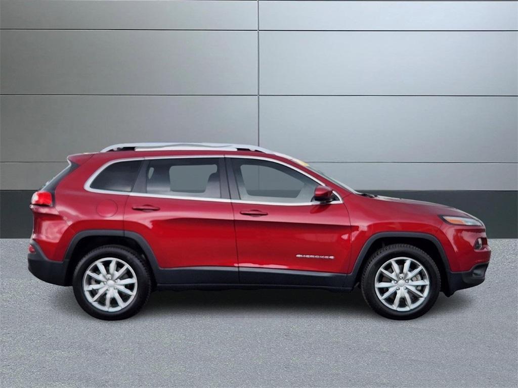 used 2017 Jeep Cherokee car, priced at $17,389