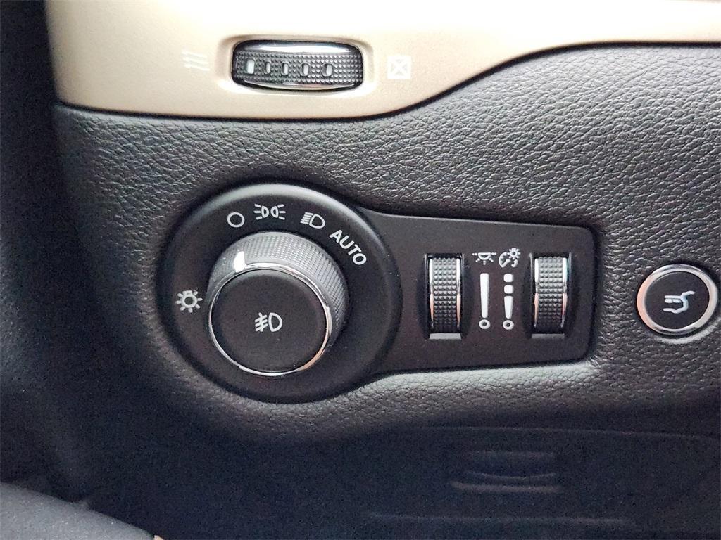 used 2017 Jeep Cherokee car, priced at $17,569