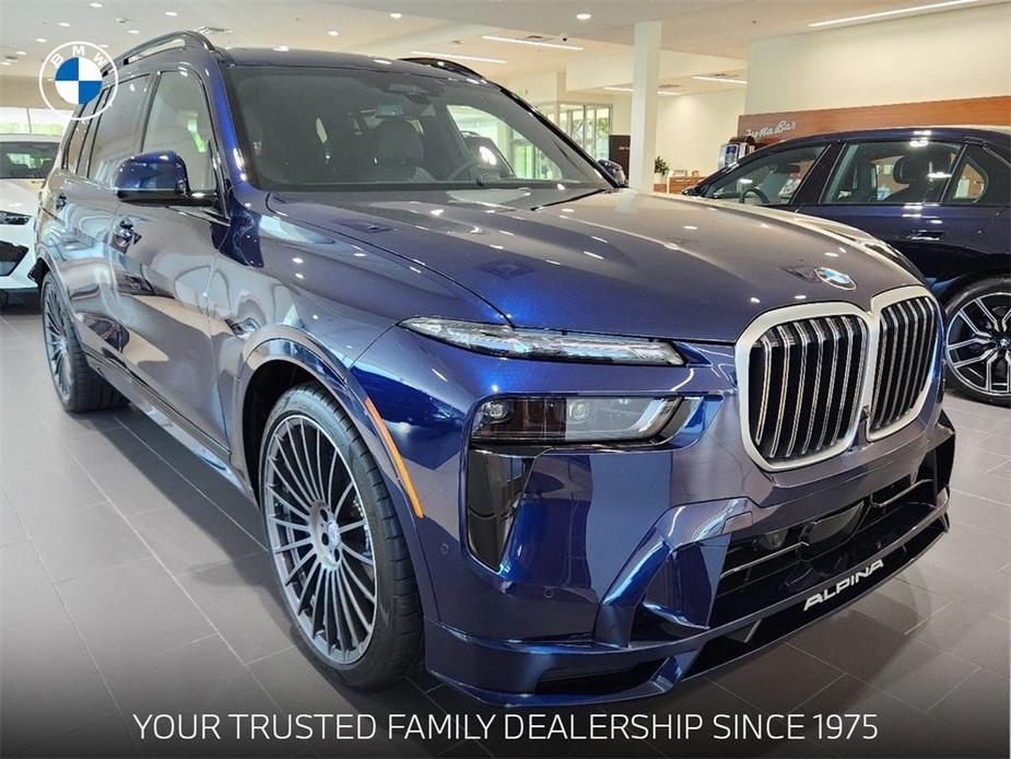 new 2025 BMW X7 car, priced at $160,145