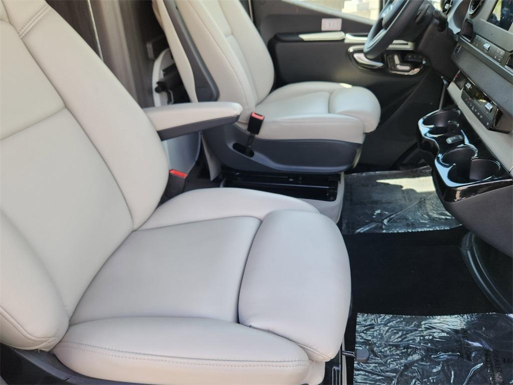 used 2021 Mercedes-Benz Sprinter 2500 car