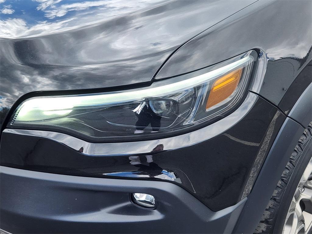used 2020 Jeep Cherokee car, priced at $22,428