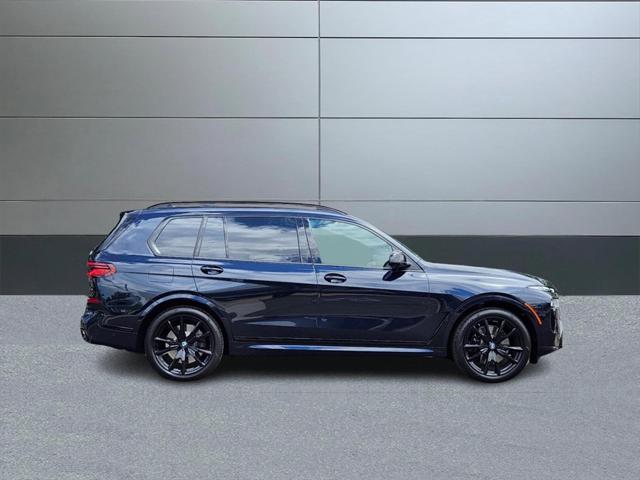 new 2025 BMW X7 car, priced at $120,325