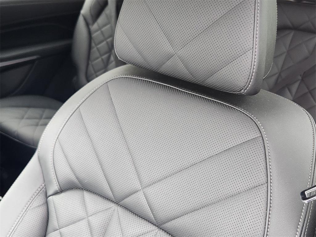 used 2024 BMW X7 car, priced at $73,388