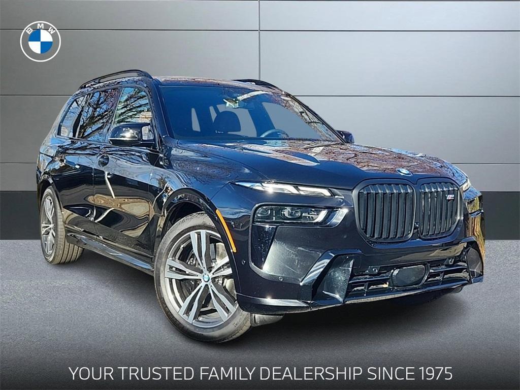 new 2025 BMW X7 car, priced at $118,625