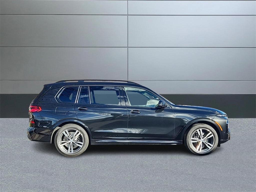 new 2025 BMW X7 car, priced at $118,625