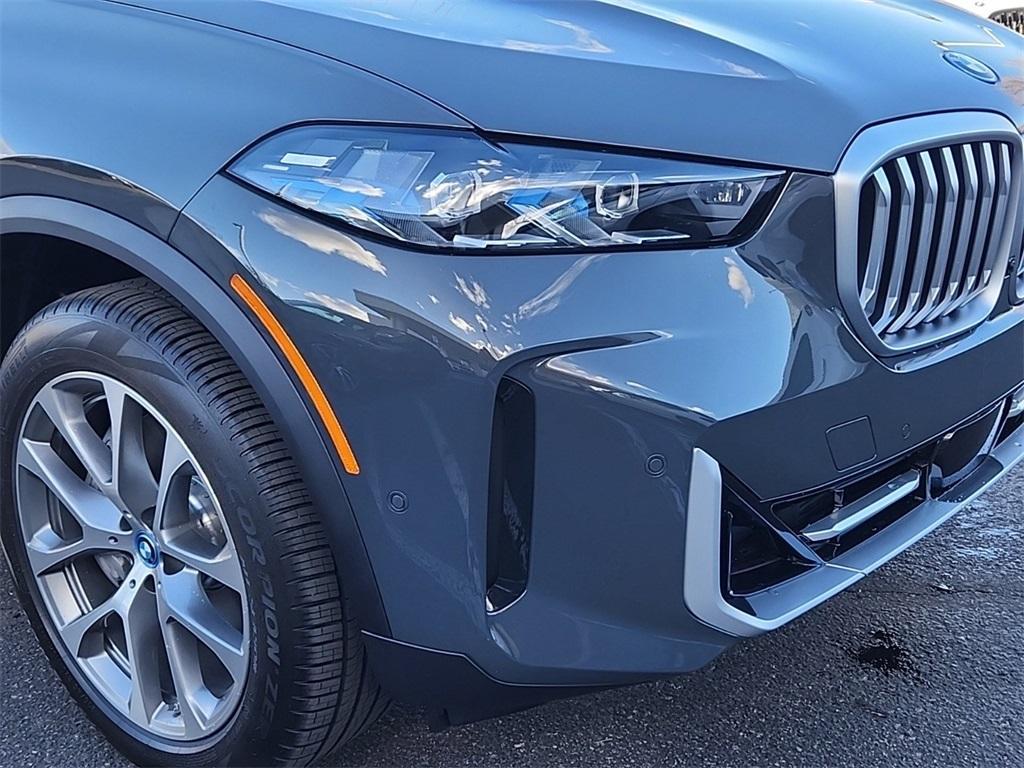 new 2025 BMW X5 PHEV car, priced at $81,040