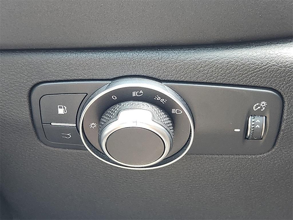 used 2024 Alfa Romeo Tonale car, priced at $35,157