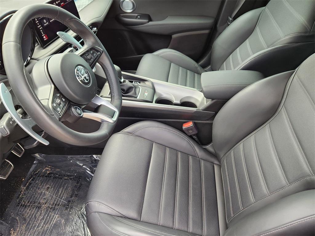 used 2024 Alfa Romeo Tonale car, priced at $35,157