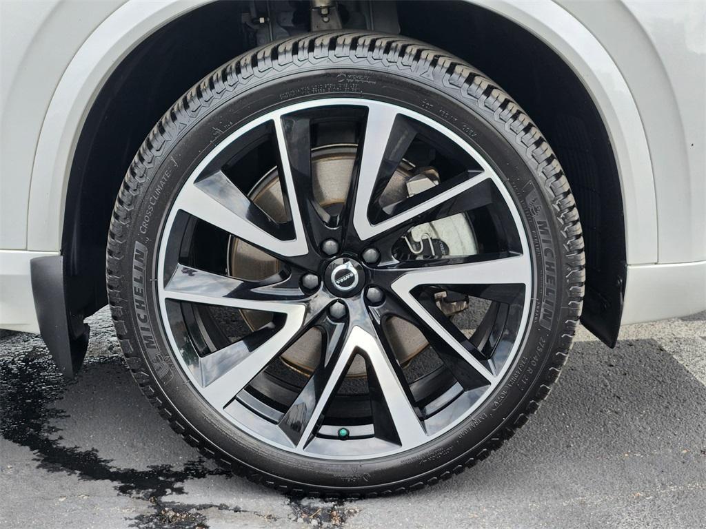 used 2021 Volvo XC90 Recharge Plug-In Hybrid car, priced at $36,896