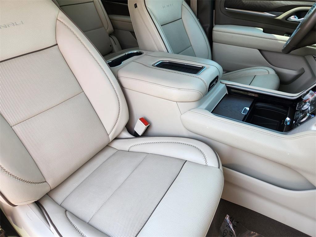 used 2021 GMC Yukon car, priced at $54,232