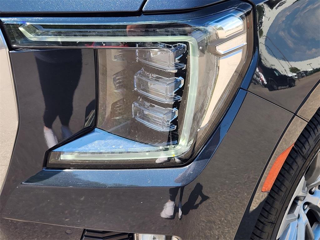used 2021 GMC Yukon car, priced at $54,232