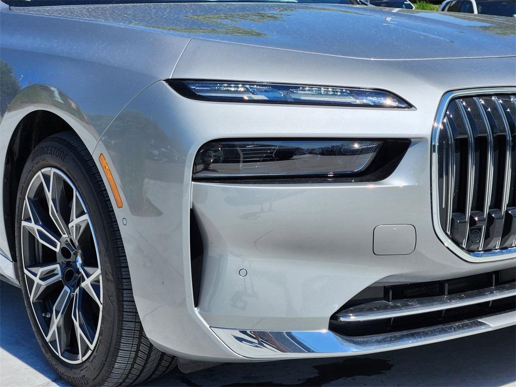 used 2023 BMW i7 car, priced at $85,096