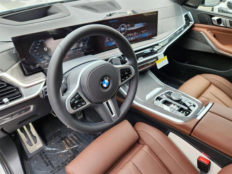 new 2025 BMW X7 car, priced at $117,975