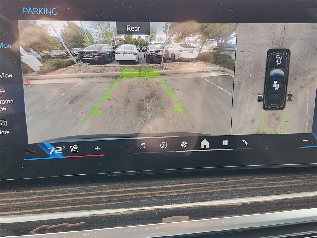 new 2025 BMW X7 car, priced at $118,925