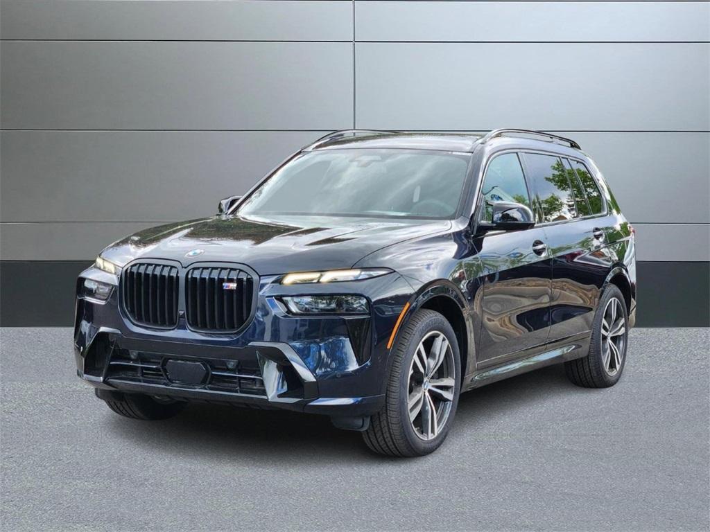 new 2025 BMW X7 car, priced at $118,925