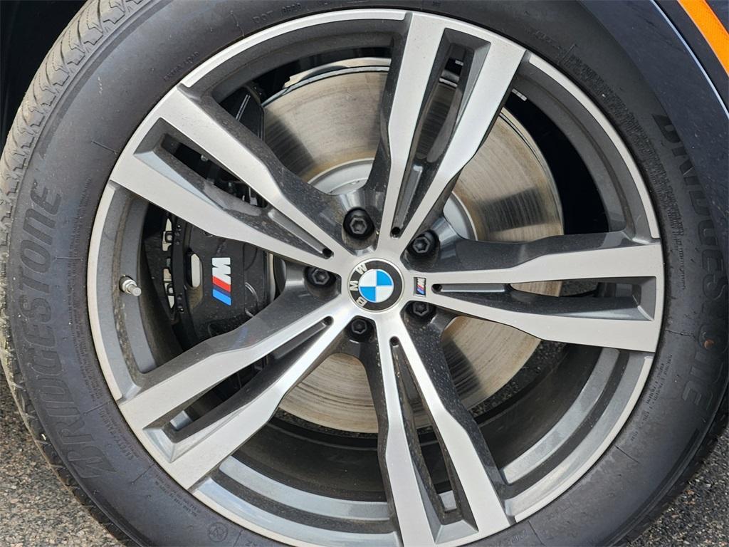 new 2025 BMW X7 car, priced at $118,925