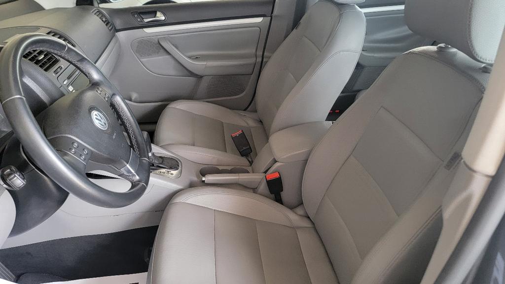 used 2009 Volkswagen Jetta car, priced at $5,999