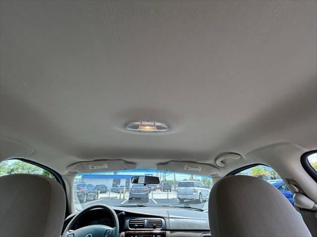 used 2001 Mercury Sable car, priced at $4,500