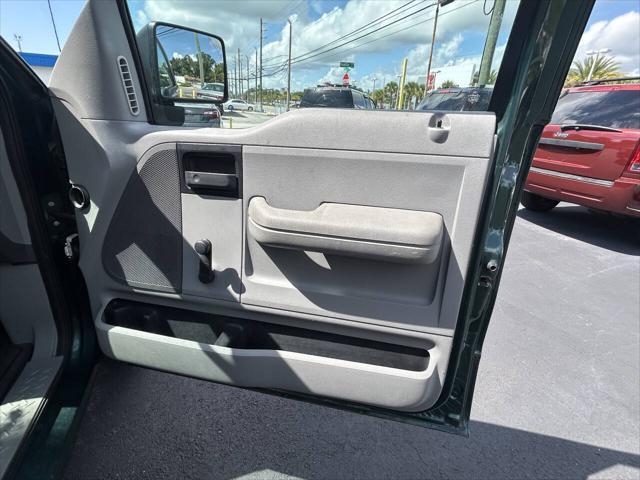 used 2007 Ford F-150 car, priced at $6,500