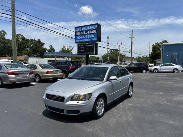 used 2006 Volvo S40 car, priced at $4,800