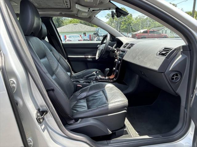 used 2006 Volvo S40 car, priced at $4,800