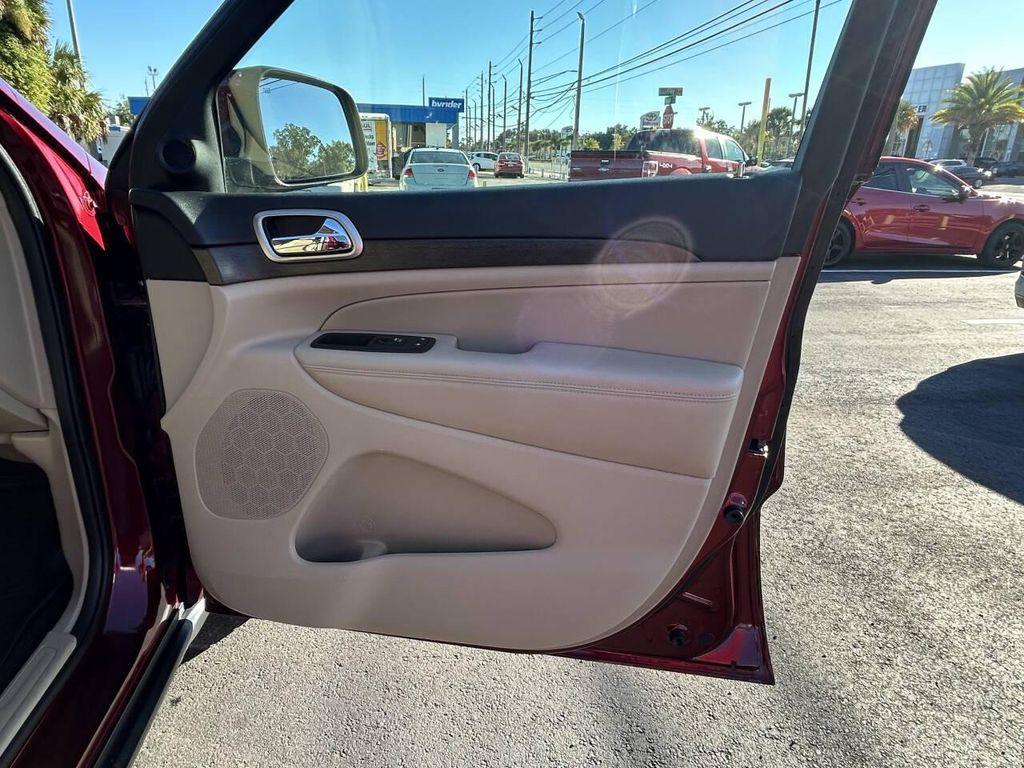 used 2016 Jeep Grand Cherokee car, priced at $10,900