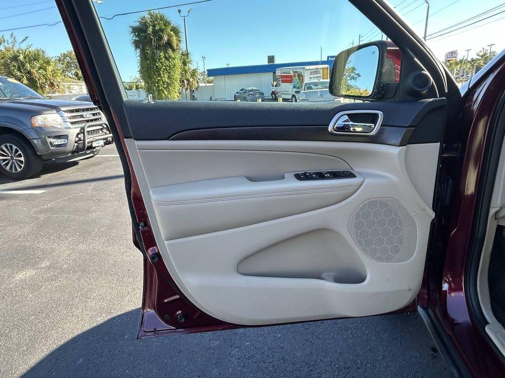 used 2016 Jeep Grand Cherokee car, priced at $10,900