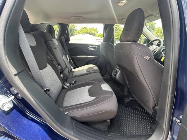used 2015 Jeep Cherokee car, priced at $7,800
