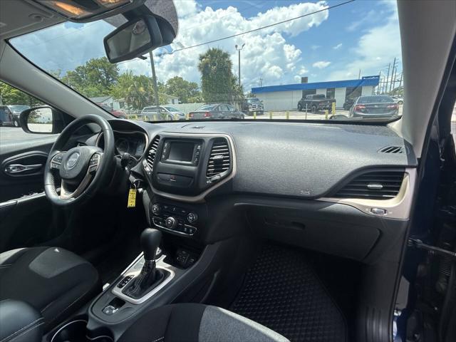 used 2015 Jeep Cherokee car, priced at $7,800