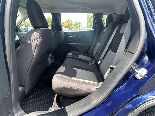 used 2015 Jeep Cherokee car, priced at $7,800