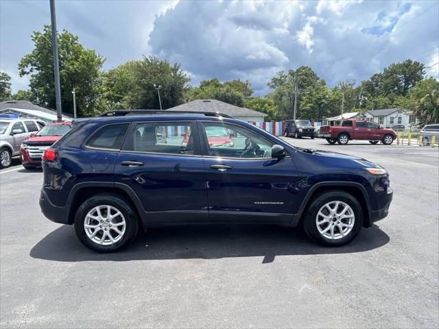 used 2015 Jeep Cherokee car, priced at $7,800