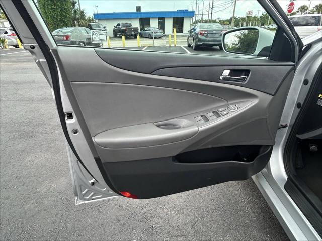 used 2013 Hyundai Sonata car, priced at $6,200