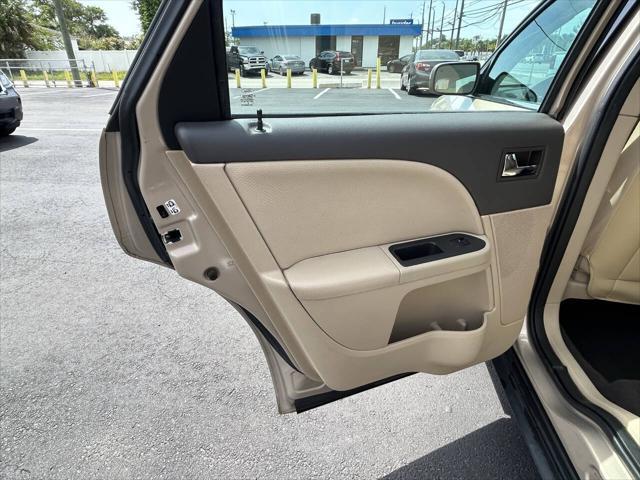 used 2008 Ford Taurus car, priced at $5,800