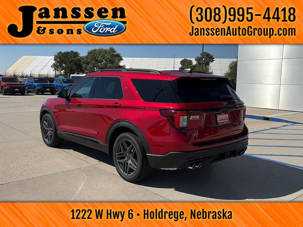 new 2025 Ford Explorer car