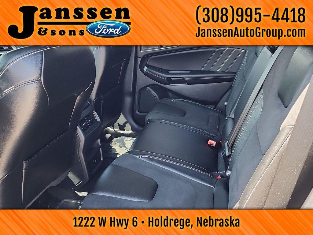 used 2023 Ford Edge car, priced at $33,990