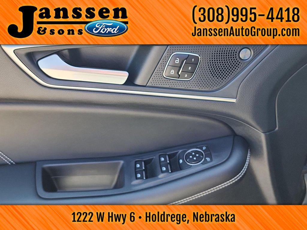 used 2023 Ford Edge car, priced at $33,990