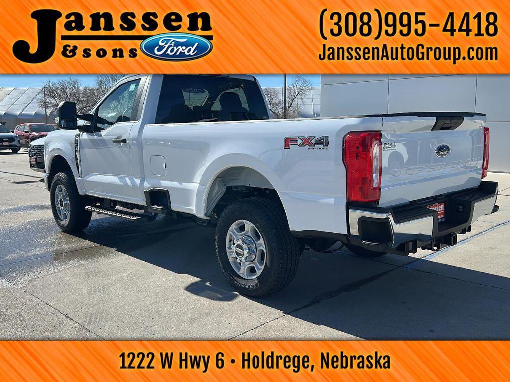 new 2025 Ford F-350 car