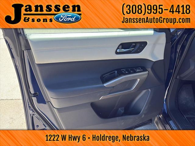 used 2022 Nissan Pathfinder car, priced at $37,995