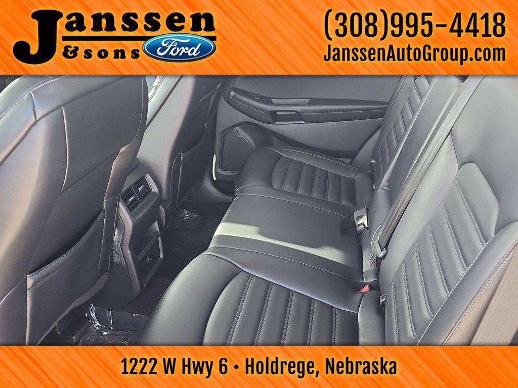 used 2024 Ford Edge car, priced at $25,990