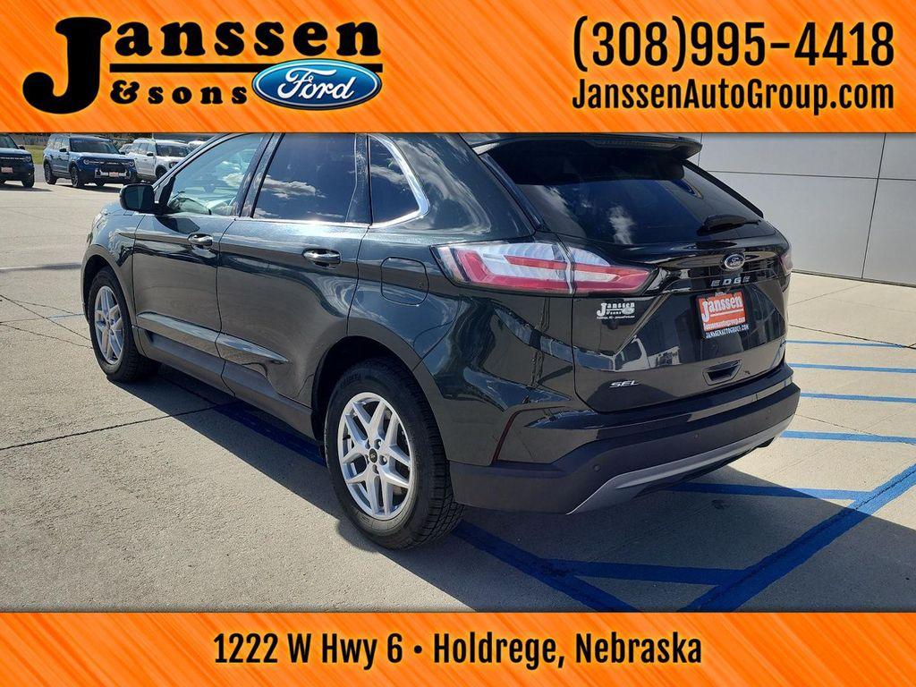 used 2024 Ford Edge car, priced at $25,990