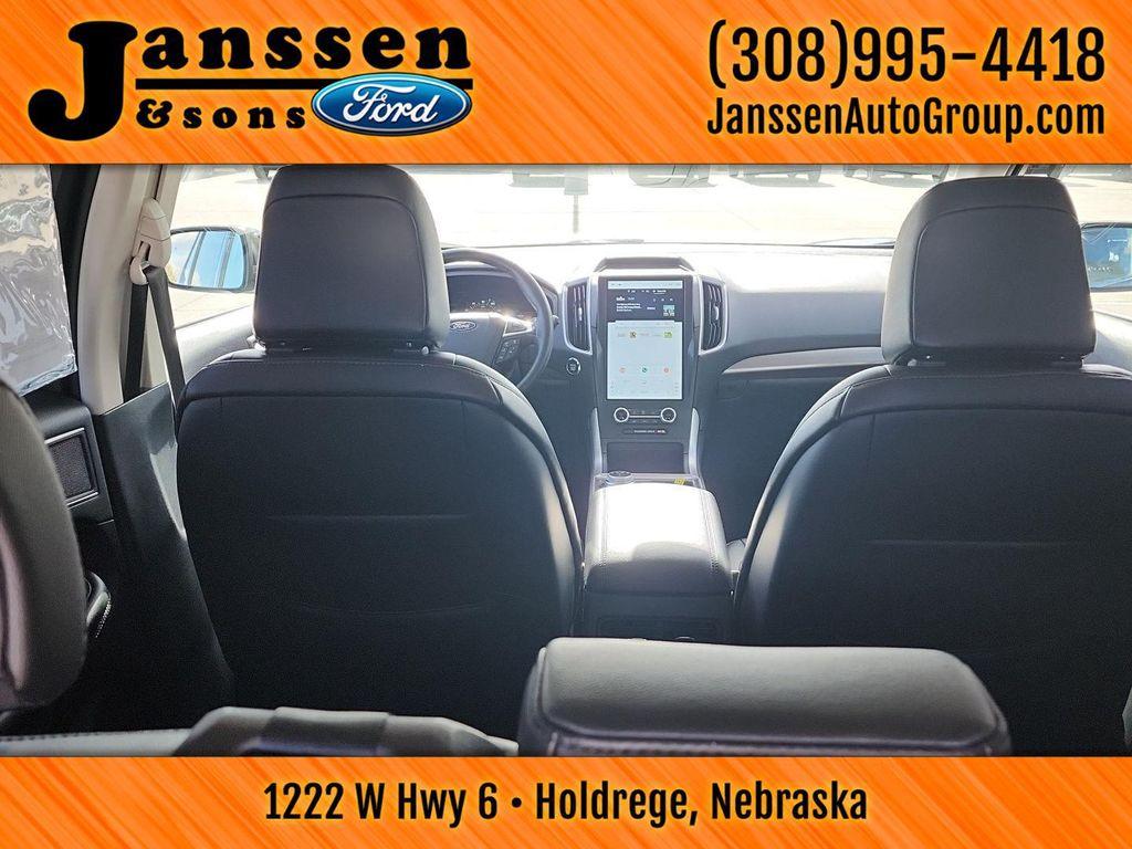 used 2024 Ford Edge car, priced at $25,990