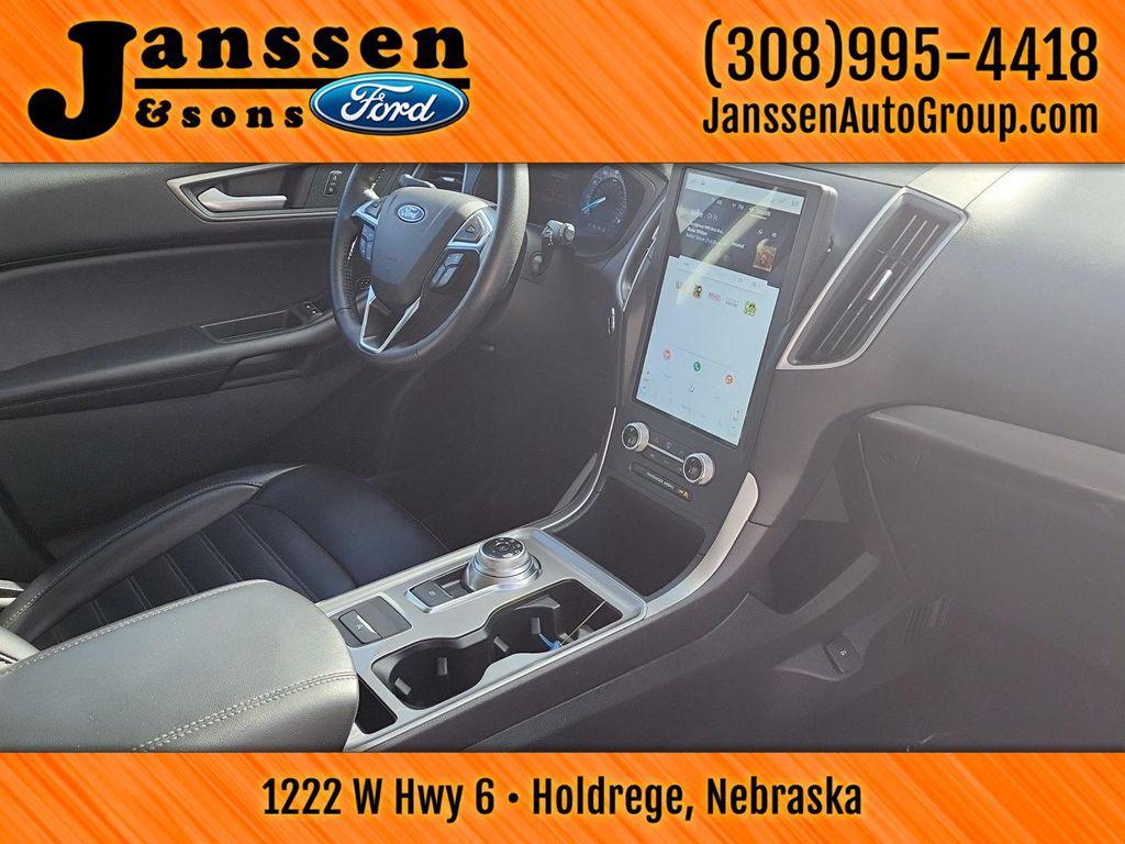 used 2024 Ford Edge car, priced at $25,990