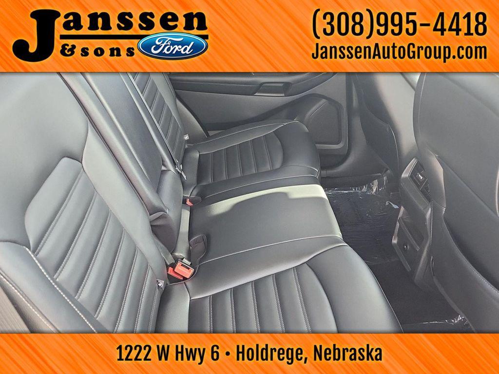 used 2024 Ford Edge car, priced at $25,990