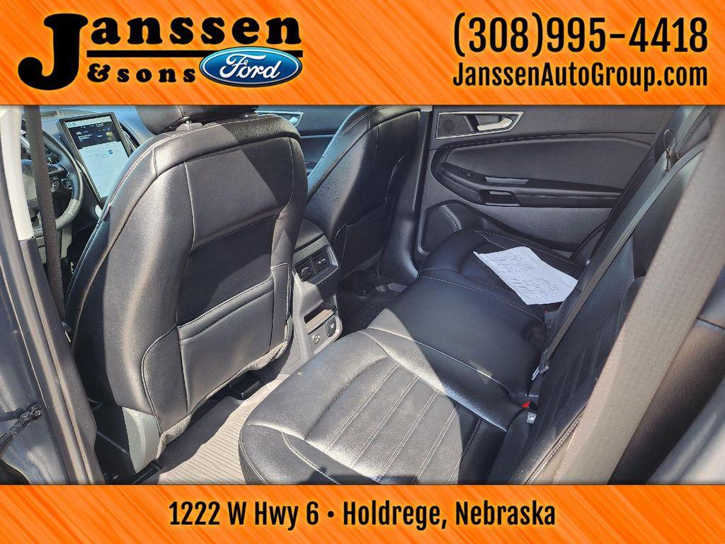 used 2022 Ford Edge car, priced at $24,995